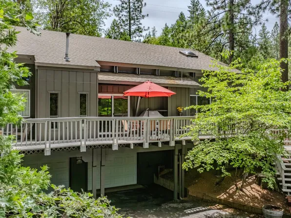 1675 Evergreen Ln, Arnold, CA 95223