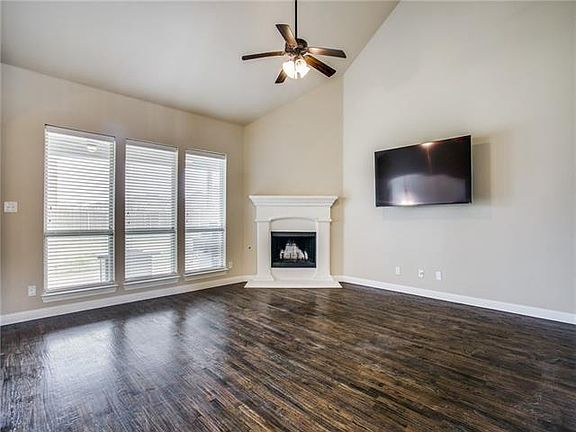 3rd image of 1817 Berkley Dr