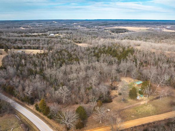 39 County Road 212, Chamois, MO 65024