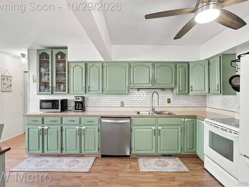2471 Brickley St, photo 10