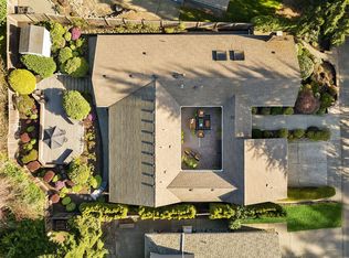 7810 85th Pl SE, Mercer Island, WA 98040