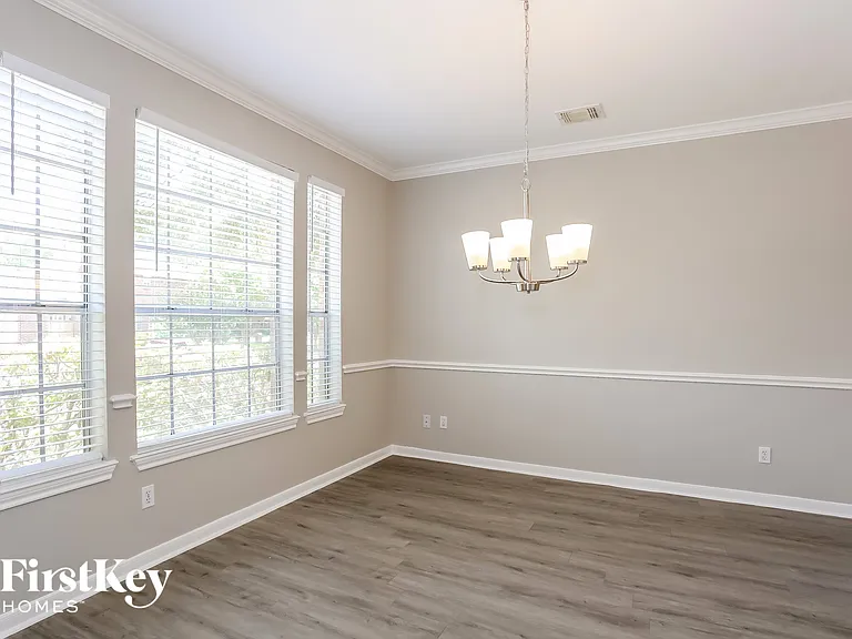 5711 Parryville Dr — Photo 7
