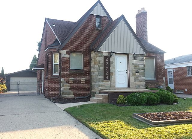1st image of 22724 Visnaw St