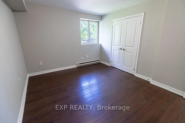 349 Queenston St #105 — Photo 7