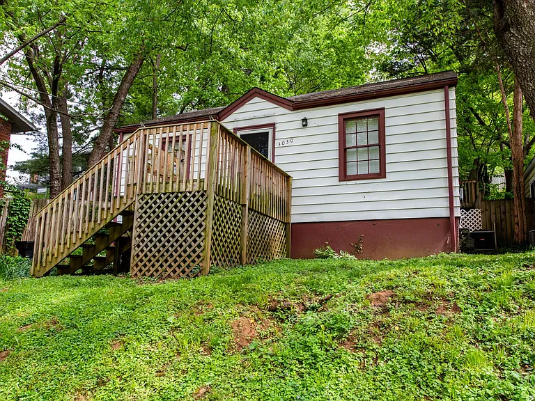 3030 Cleveland Blvd — Photo 24
