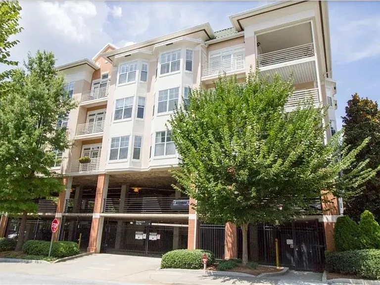 225 E Ponce De Leon Ave #404 — Photo 21