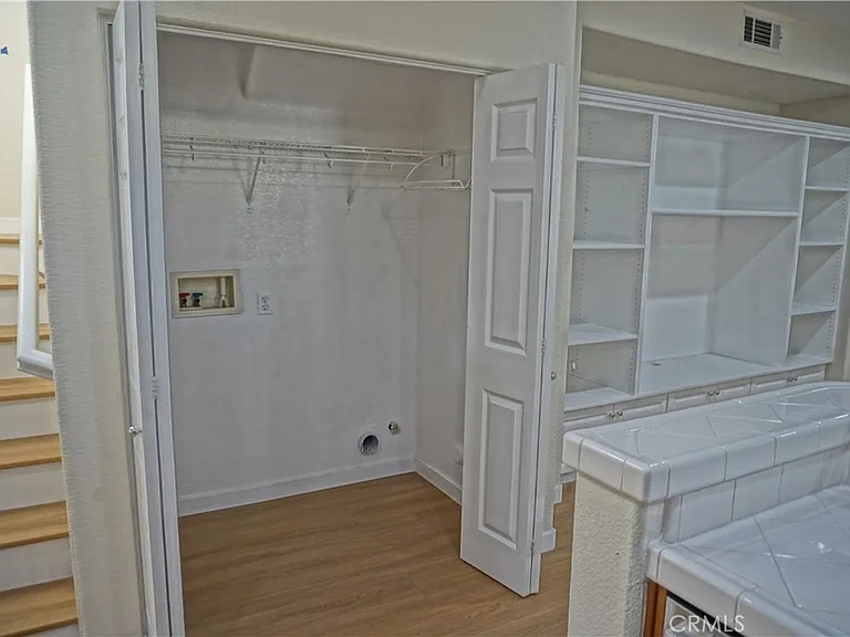 1372 McFadden Dr — Photo 12