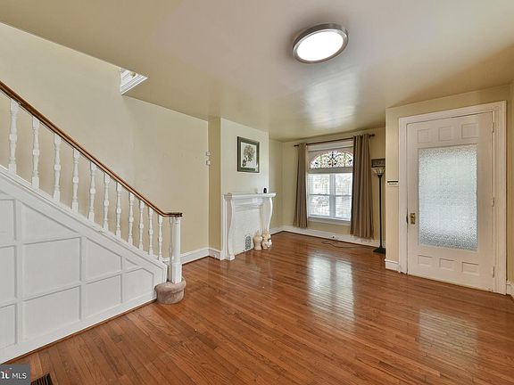 5th image of 5331 Race St