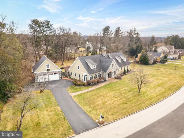 430 Huntington Dr, Wayne, PA 19087