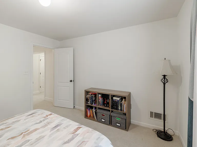 530 Edgewood Dr — Photo 25