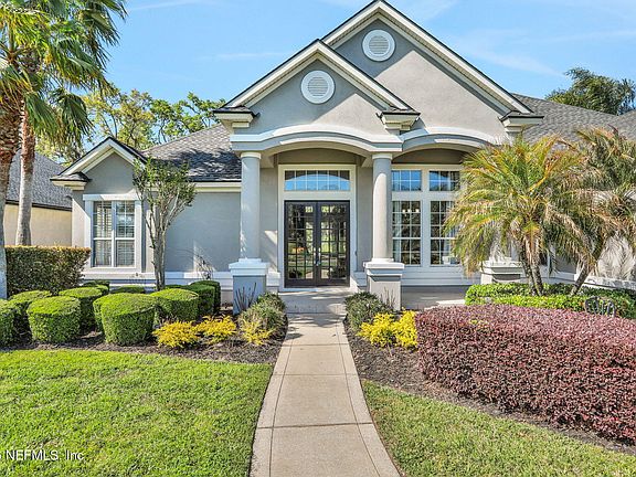 3rd image of 476 BLAGDON Court