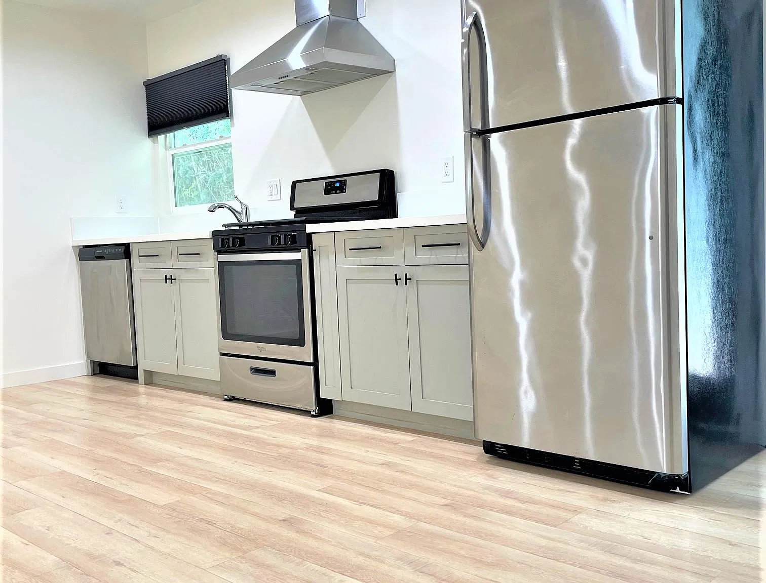 1 bed, 650 sqft, $2,250 — Photo 3