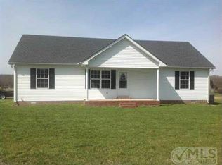 1067 Mount Vernon Rd, Bethpage, TN 37022