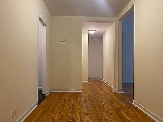 5th image of 340 E 63rd St APT 3C