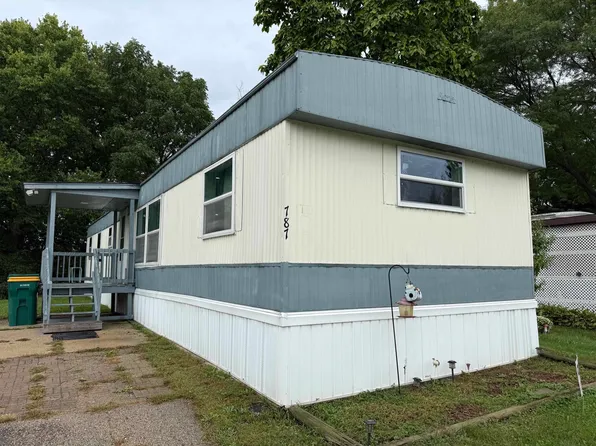 787 Norman Dr, Stoughton, WI 53589