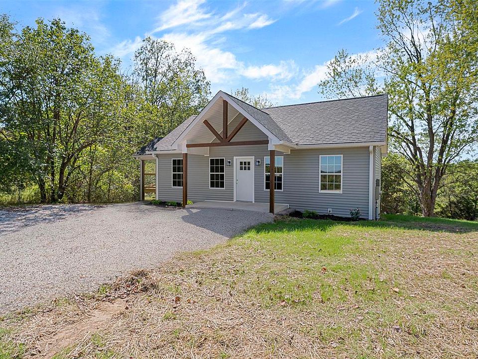 1st image of 479 Sandy Flat Rd