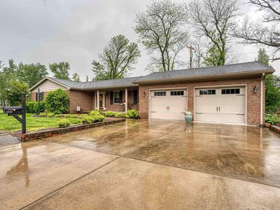 1737 Arrowhead Dr, Boonville, IN, 47601
