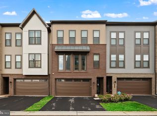 2619 Jetstream Rd, Herndon, VA 20171