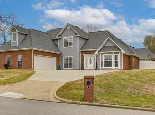 101 Mill Creek Dr, Vicksburg, MS 39180