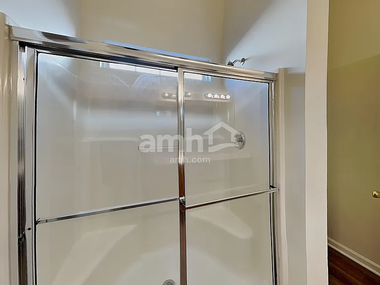4008 Edgeview Dr — Photo 12