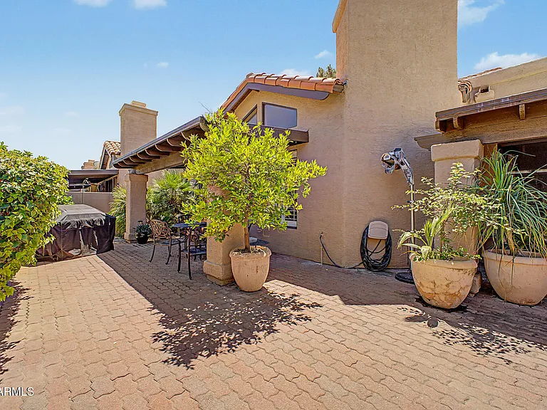 4106 E Sunnyside Dr — Photo 28