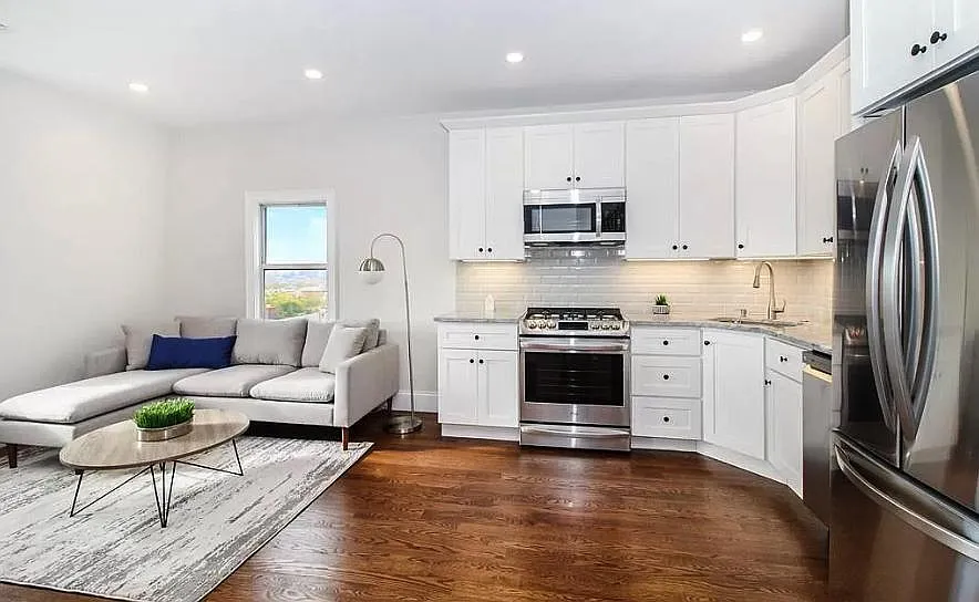 Open kitchen