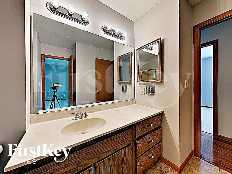 7011 Blue Mountain Dr — Photo 13