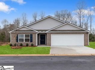 230 Roocroft Ct, Fountain Inn, SC 29644