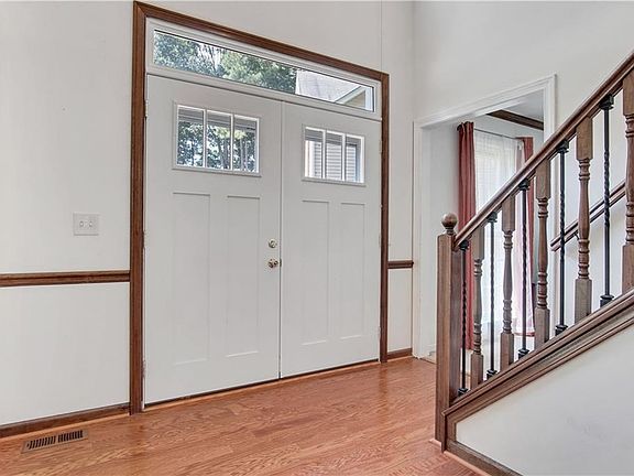 4th image of 1818 Beckett Ct
