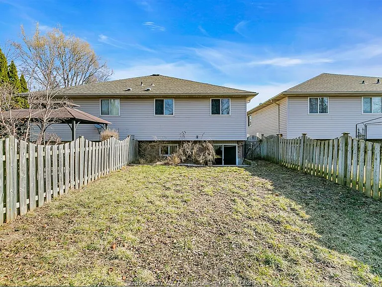 3231 Northway Ave — Photo 24