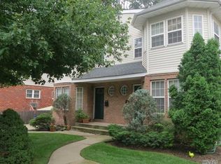 78A Ashwood Rd, Port Washington, NY 11050