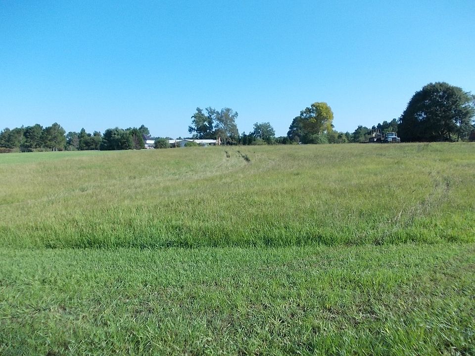 2nd image of Fawn Cir #1