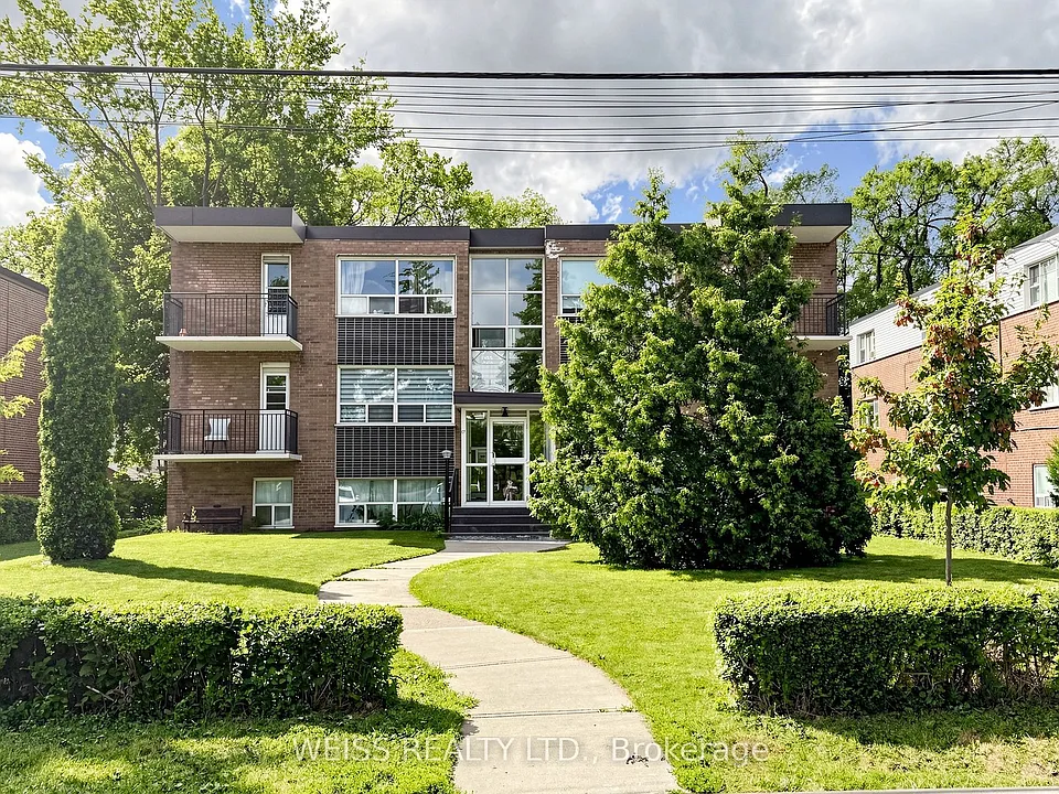 17 Fraserwood Ave #4