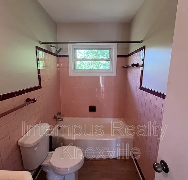 712 S Beaman St — Photo 11