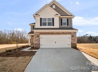 12807 Canterbury Castle Dr, Charlotte, NC 28273