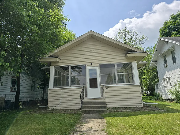 132 E Fairview Ave #2024 — Photo 1