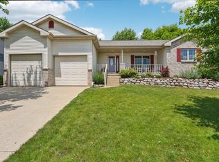 3176 Weybridge Dr, Sun Prairie, WI