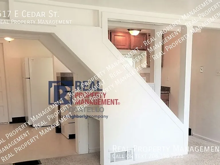 517 E Cedar St — Photo 4