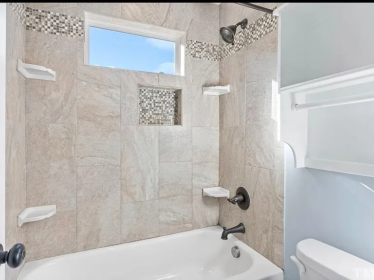 129 Pineland Cir #100 — Photo 9