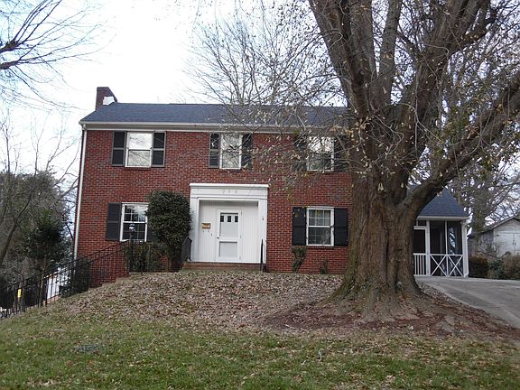 4th image of 296 Mountain View Ave