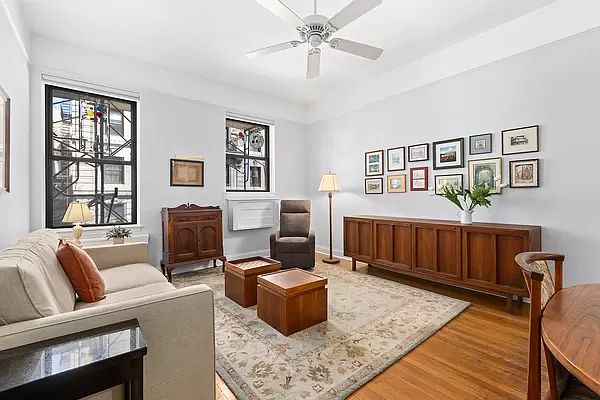 1st image of 288 W 92nd St APT 4C