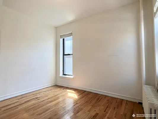 Rented by Sovereign Associates | media 16