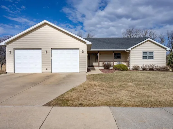 741 Eberlein Drive, Mauston, WI 53948
