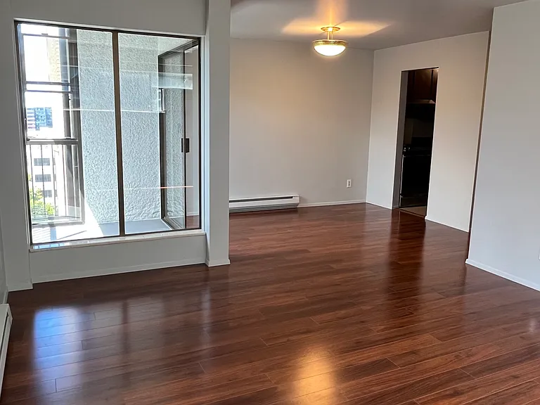 320 Melrose Ave E #506 — Photo 2