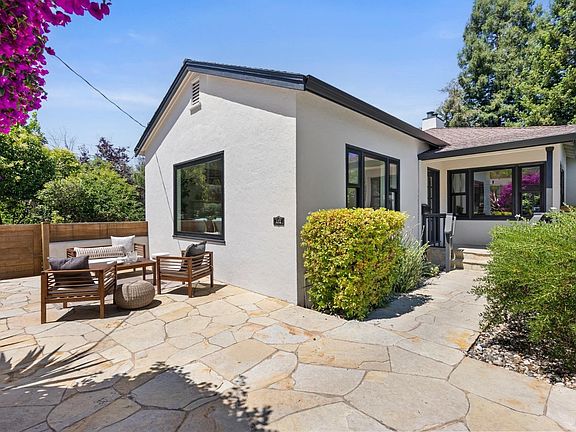 3rd image of 122 Picnic Avenue