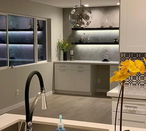 3rd image of 3017 E Lupine Ave