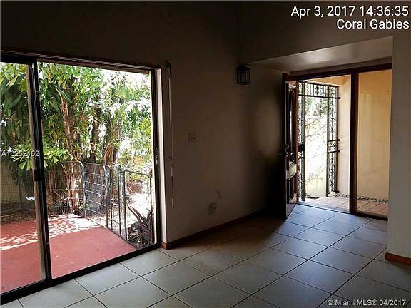 4th image of 403 Minorca Ave