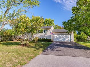 44 Chiltern Rd, Rochester, NY 14623