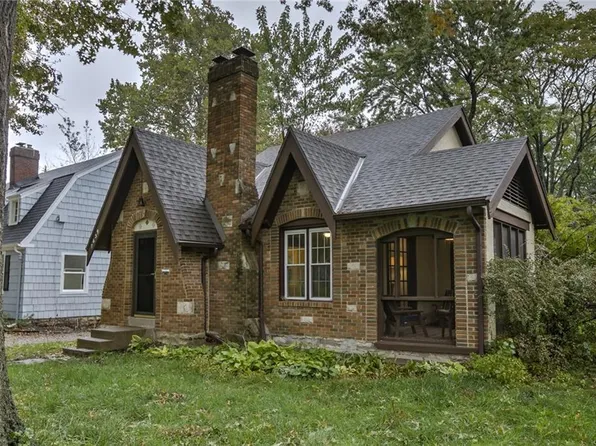 7639 Holmes Rd, Kansas City, MO 64131