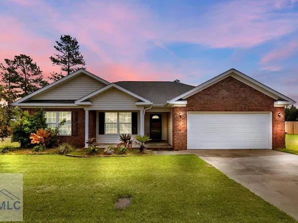 165 Jackson Ave NE, Ludowici, GA 31316